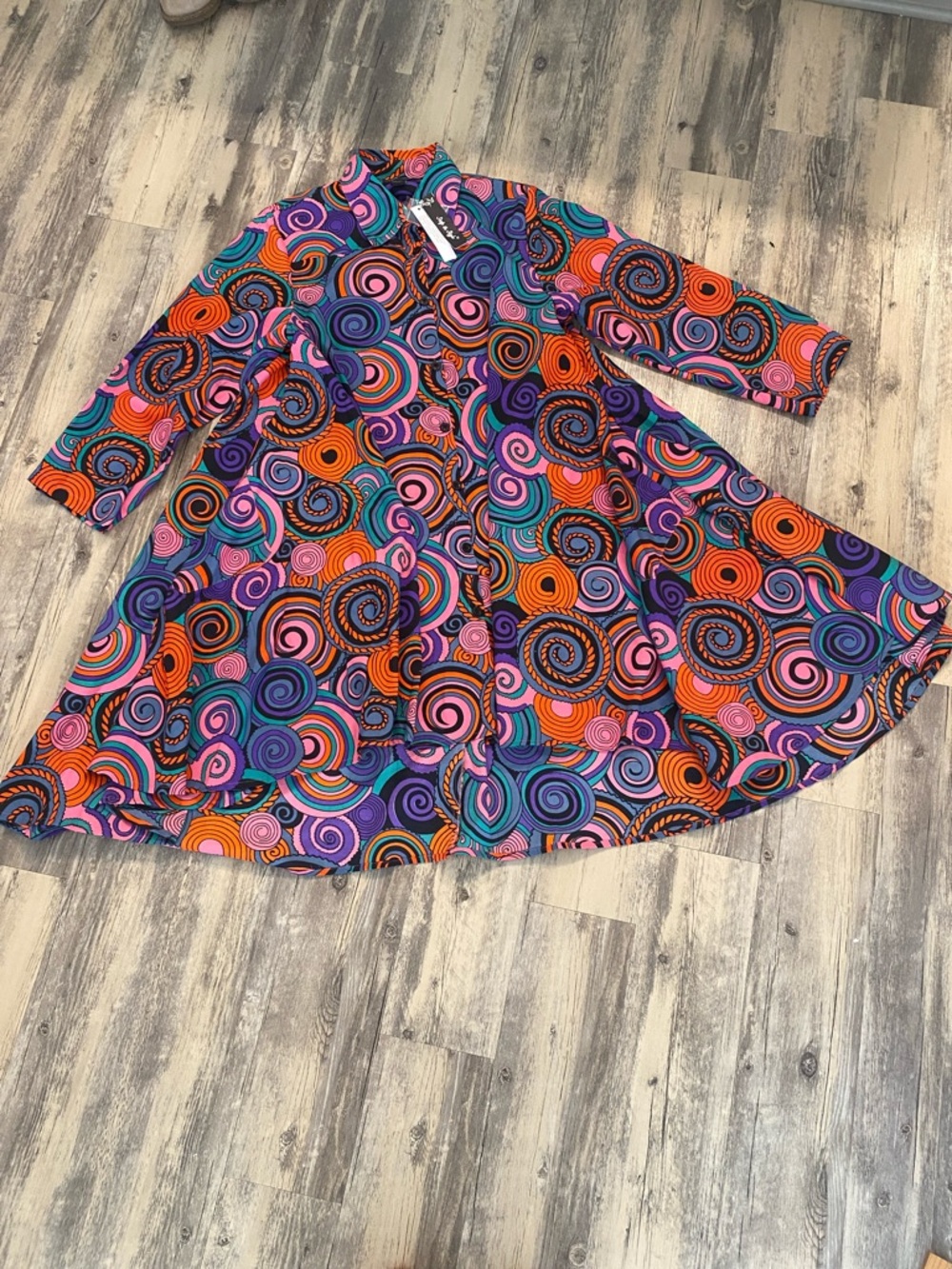 Step In Style Vibrant Maximalist Geometric Hi Low Tunic w Pockets OS